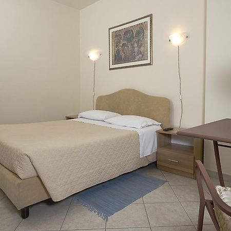 Il Melograno Hotel Foligno Exterior foto